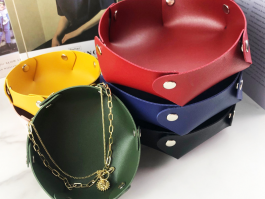 Circular storage tray